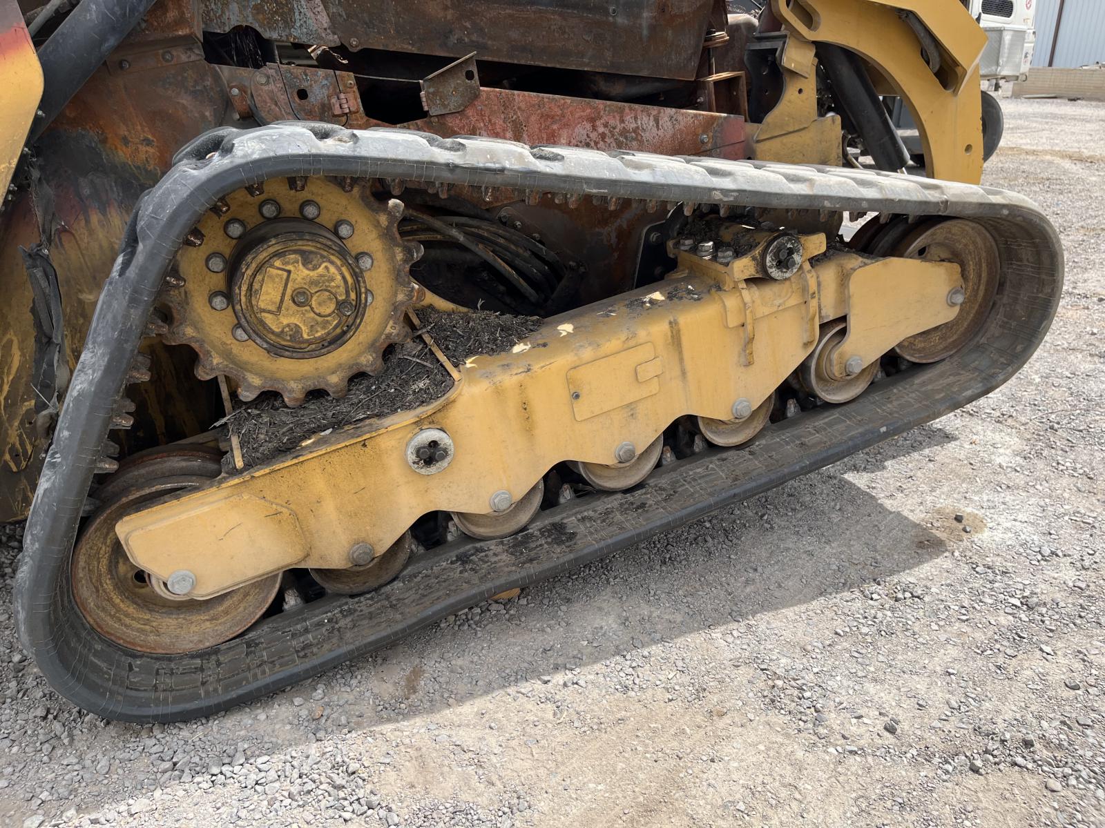 ./imagenes/INVOICE/2019/17680/MINICARGADOR CATERPILLAR 299D3 (5).JPG